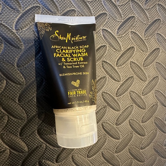 NWT Shea Moisture African Black Soap Clarifying Facial Wash & Scrub - Picture 1 of 2